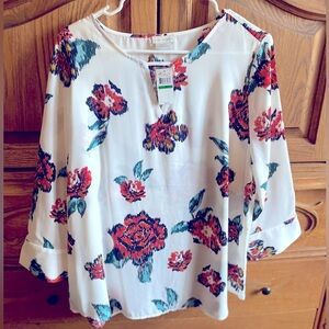 Van Heusen Women’s top Size Large NWT